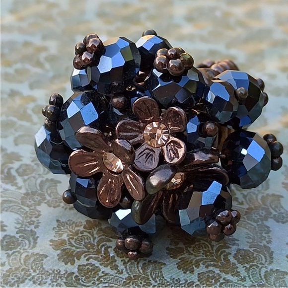 Chunky Stretchy Ring Metallic Black Charm Cluster Flower Beads Vintage Statement - Picture 4 of 15